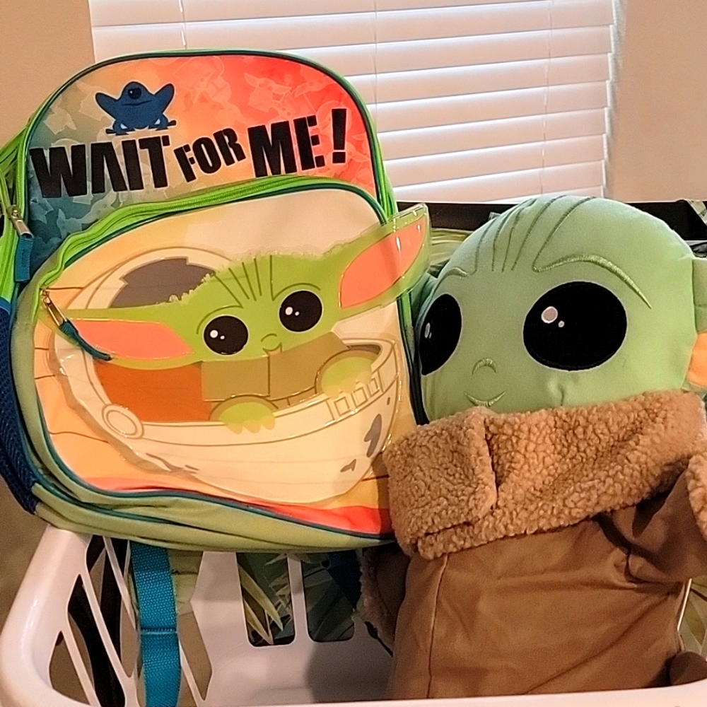 Starwars Mandalorian backpack and pillow
